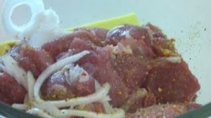 Маринование мяса для шашлыка