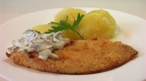 Белая рыба запеченая в сухарях