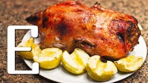 Утка с яблоками от ЕдимТВ